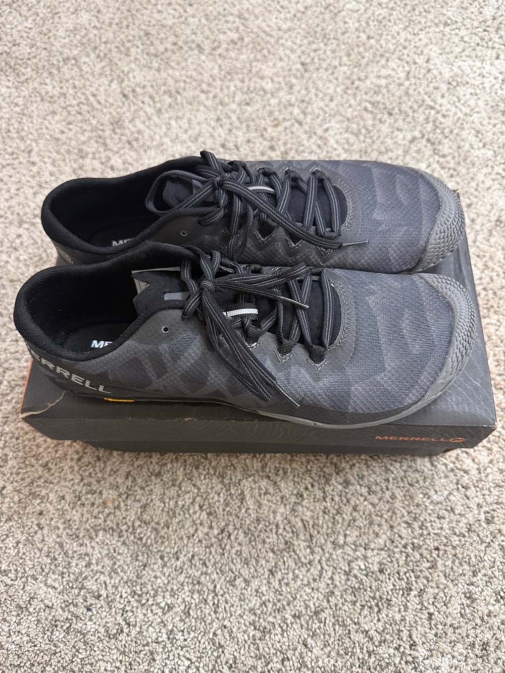 Merrell Barefoot Vibram Black and Gray Training Sneakers. Size 11 New in box - Picture 2 of 6